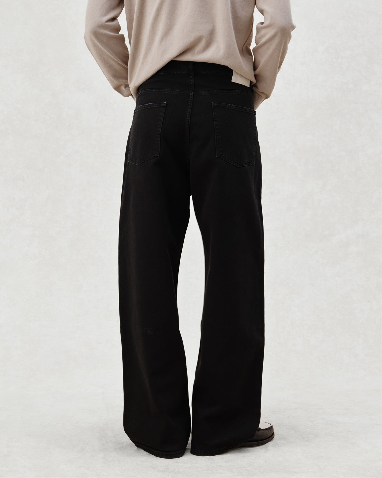 EV.-DENIM-02-BLACK-6