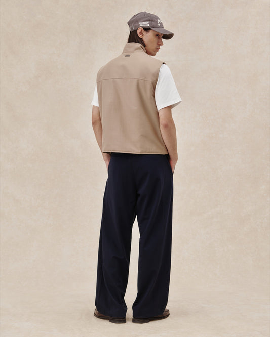 AC-VEST-SAND-10