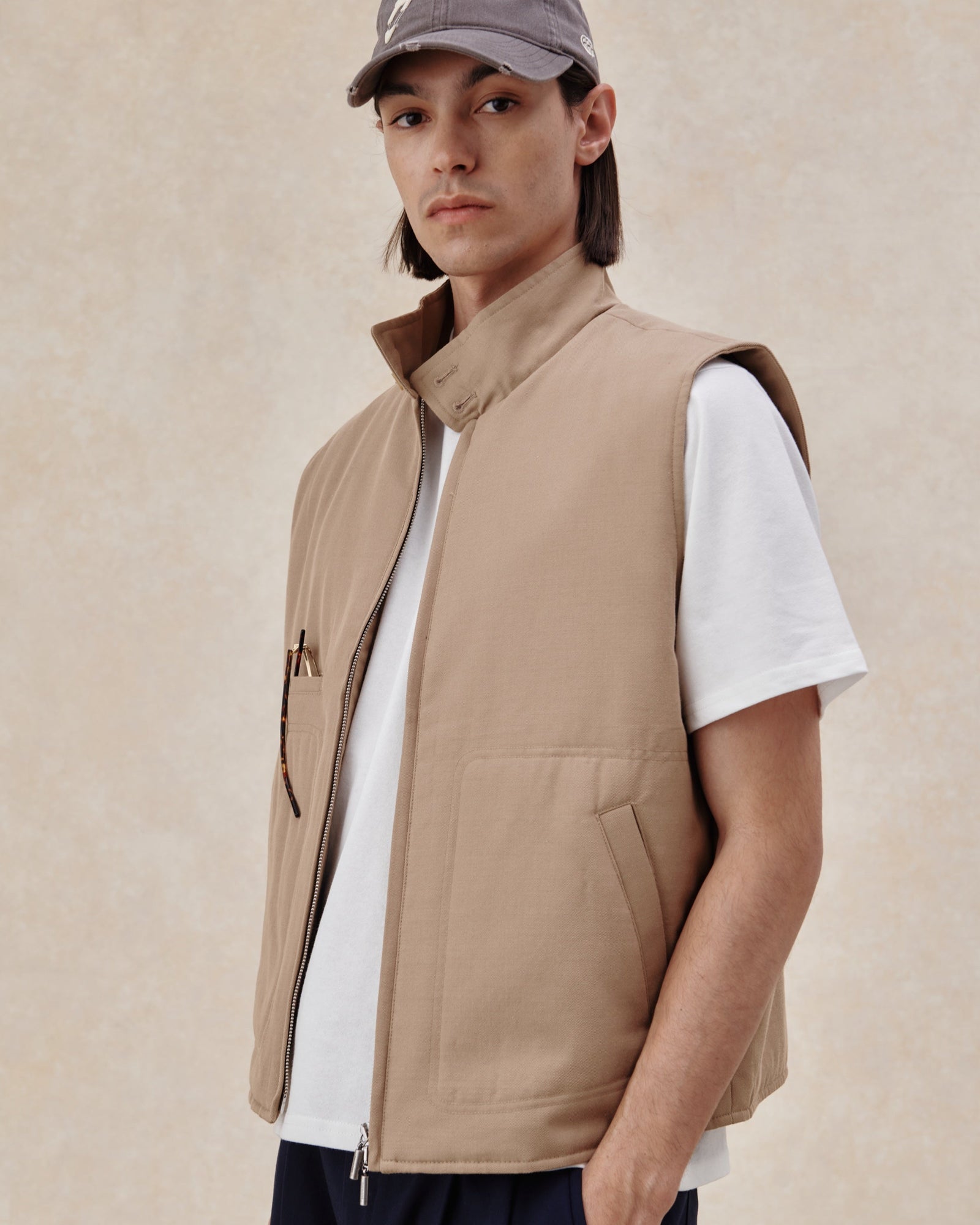AC-VEST-SAND-5
