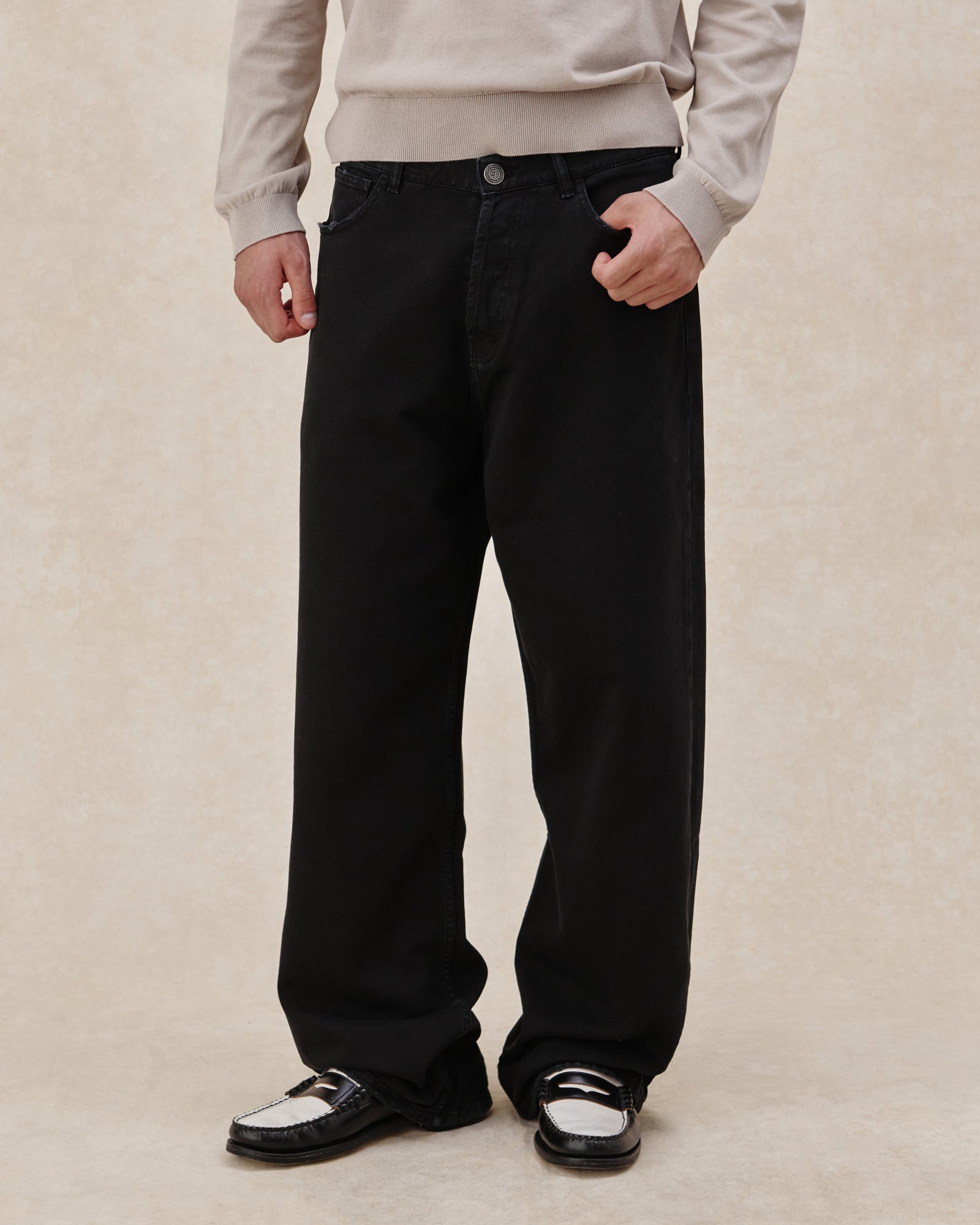 EV.-DENIM-02-BLACK-3