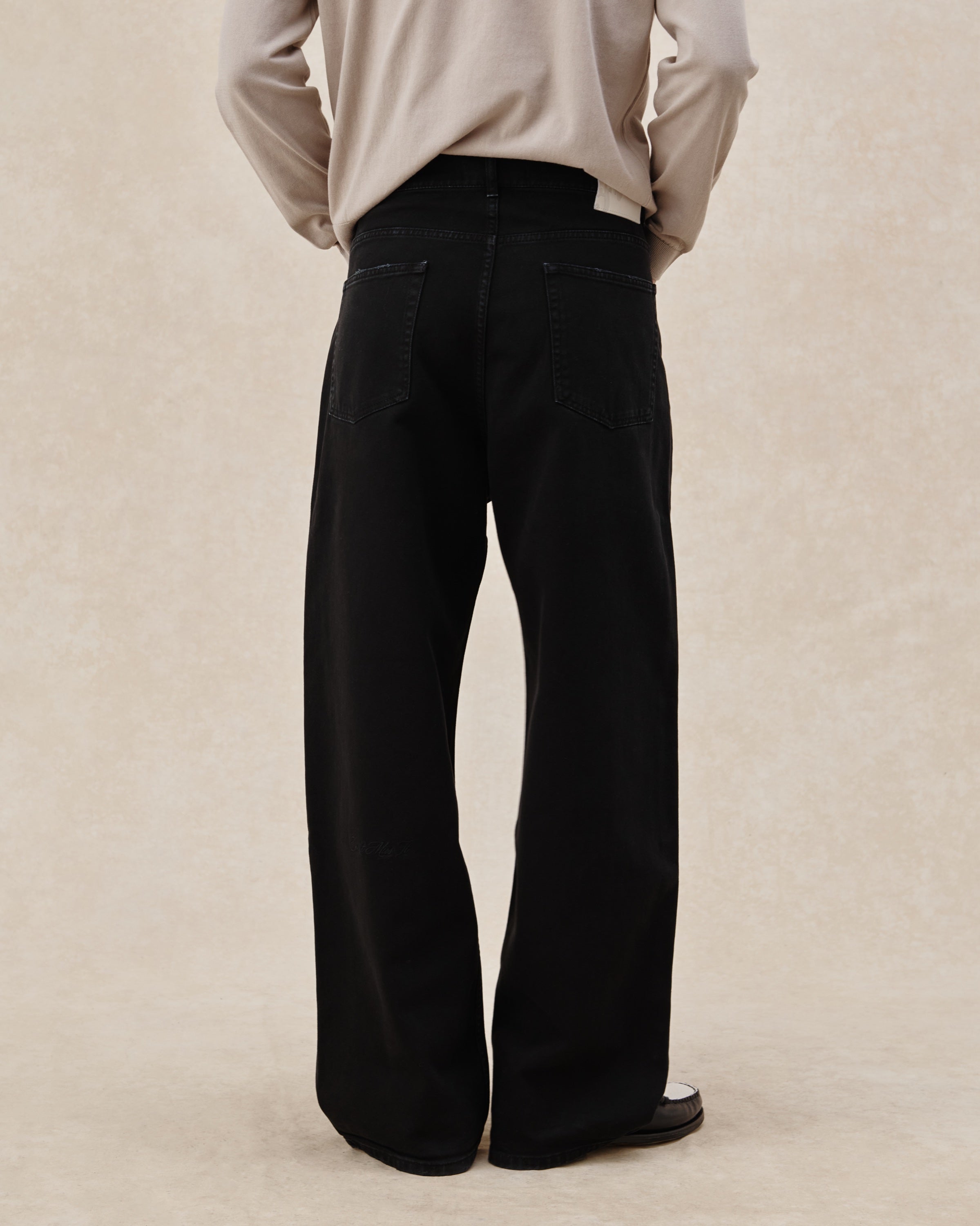 EV.-DENIM-02-BLACK-6