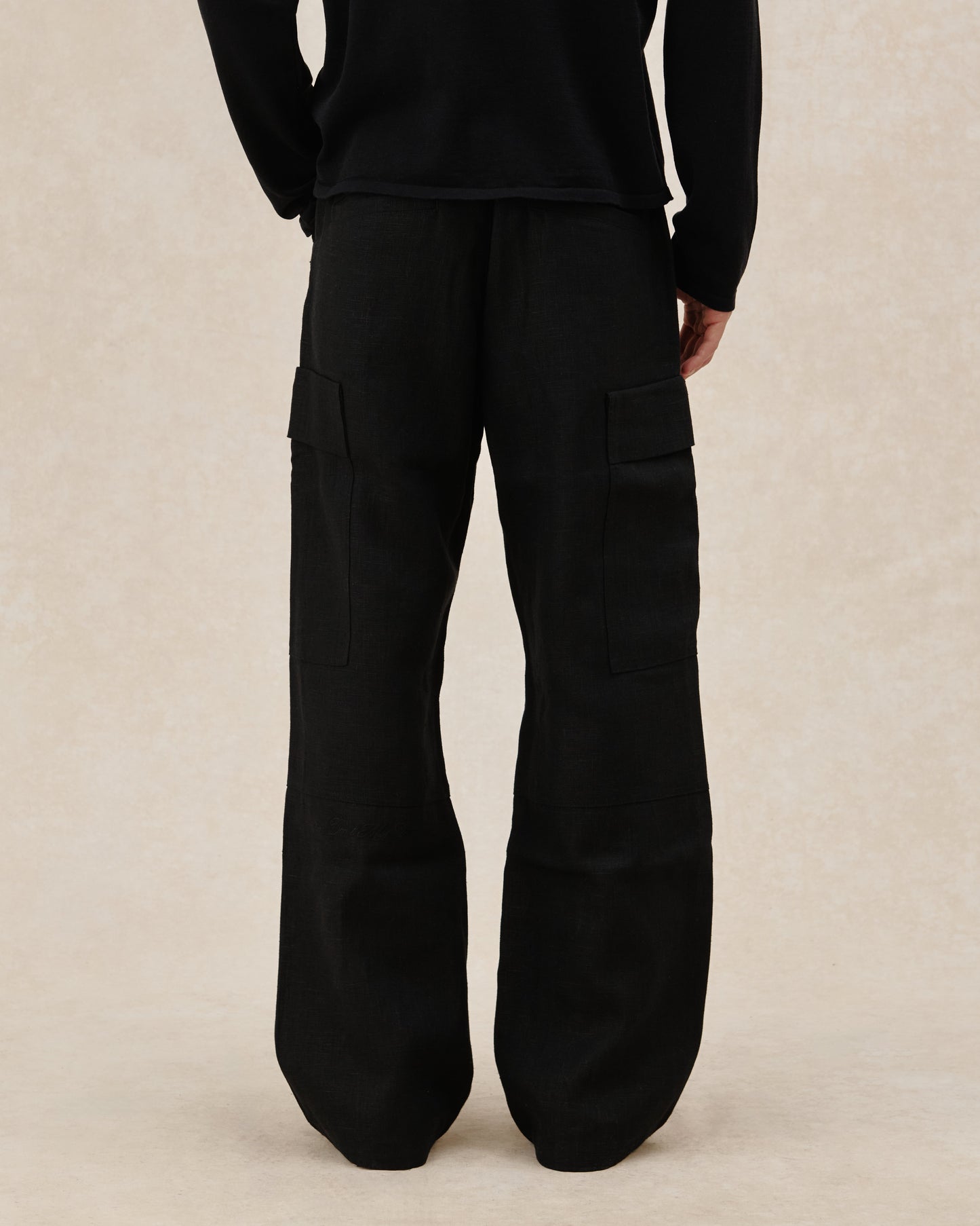 EVS-CARGO-BLACK-5