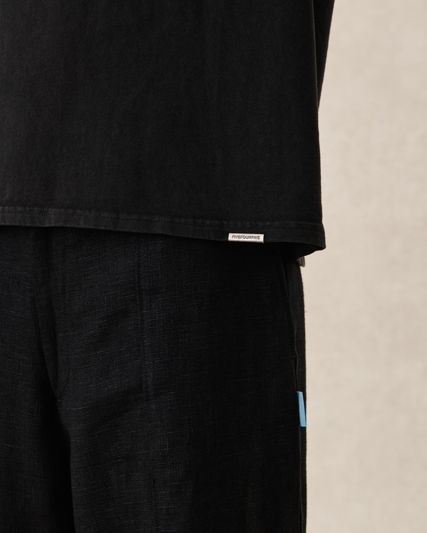 SS26-EV-EMBROIDERED-TEE-BLACK-3