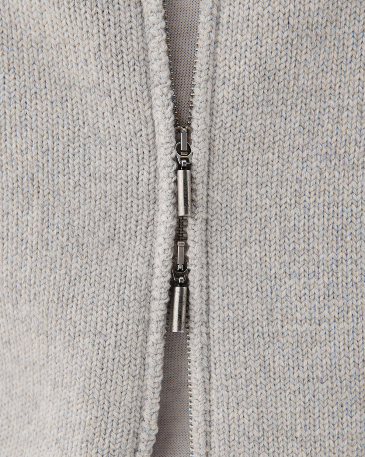 EV. KNIT ZIP GREY - 5