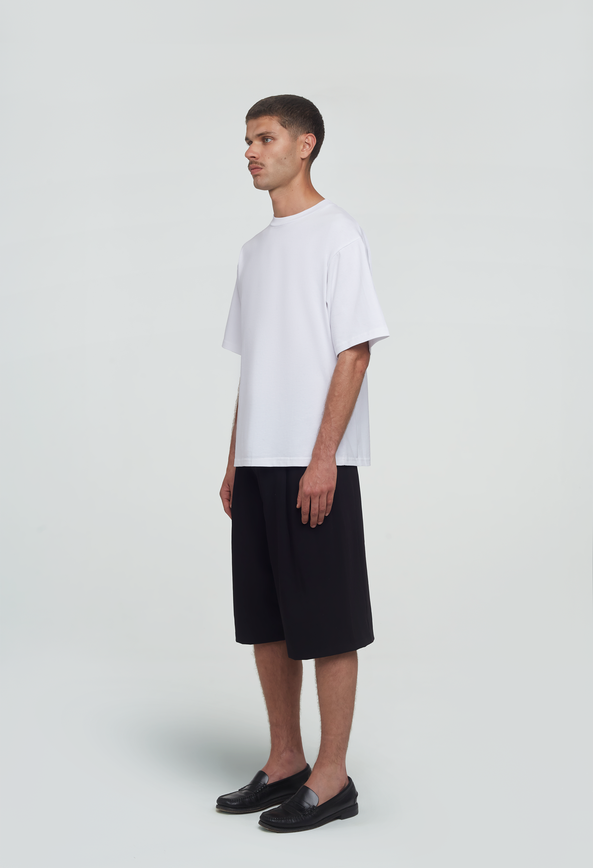 545 TAILORED SHORTS MIDNIGHT BLACK
